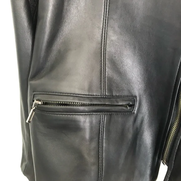Identify leather collared jacket - Picture 6 of 9